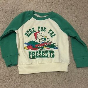 NWOT Kids Green and White Snoopy Sweatshirt